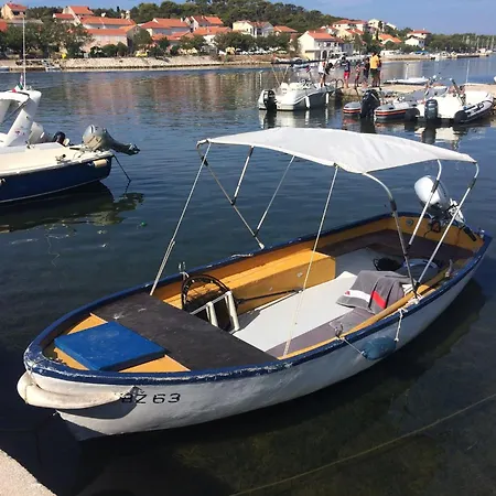 Near Sakarun Dugi Otok Apartman Veli Rat